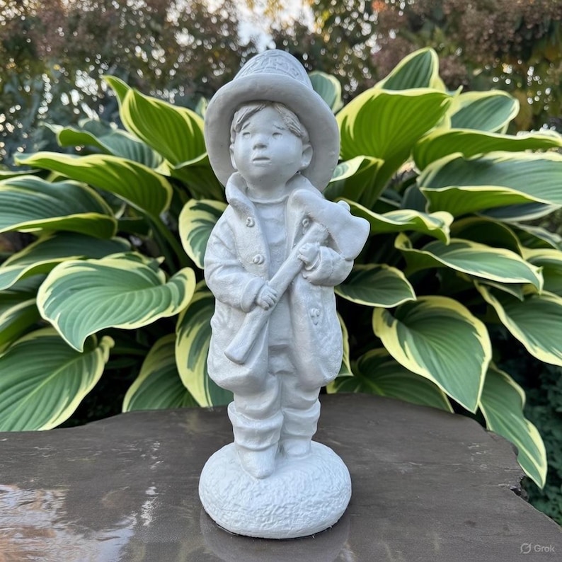 NationalStatuary Firefighter Garden Statue - Thumbnail 5