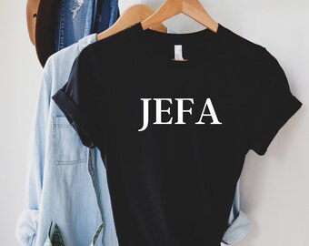 Jefa Shirt - Mama T-Shirt, Mami Shirt, Spanish Shirt Gift for Mom, Dia de las Madres, Funny Spanish Shirt