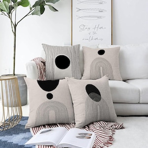 Abstracte sierkussenhoes: zwart en beige geometrisch ontwerp