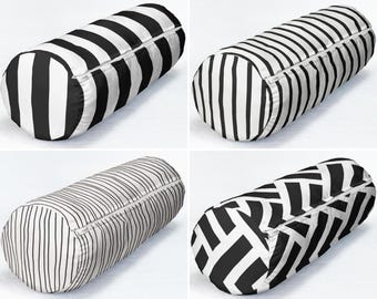 Cojín cilíndrico de rayas blancas y negras, con acento decorativo (para interior y exterior)