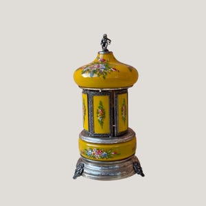 Reuge Swiss Music Box Fascination - 30cm Vintage Lipstick Carousel - Yellow Enamel Capodimonte Cherub - As Is