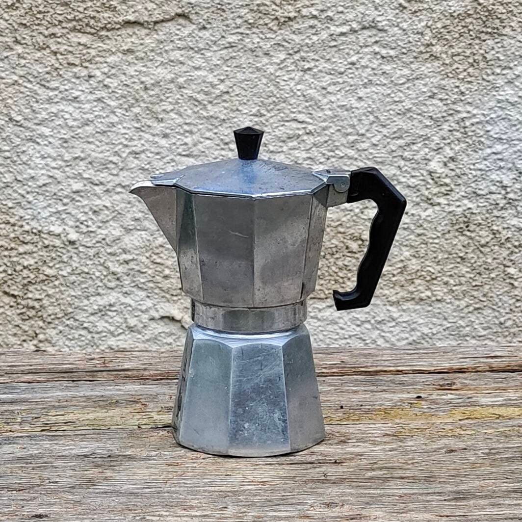 Small Vintage Italian Pezzetti Stove-top Espresso Coffee Maker made of  Metal in Excellent Condition, Retro One Cup Cafetiere from Italy