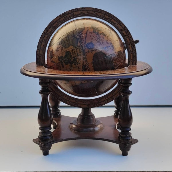 Support de globe de bureau en bois vintage des années 60, petit globe de table avec signes du zodiaque astrologiques