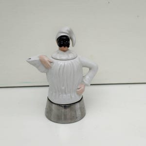 MOKART PULCINELLA Porcelain and Steel Moka Coffee Maker 3 Cups, moka from the 80s. Avventà – Turin. Made in Italy.