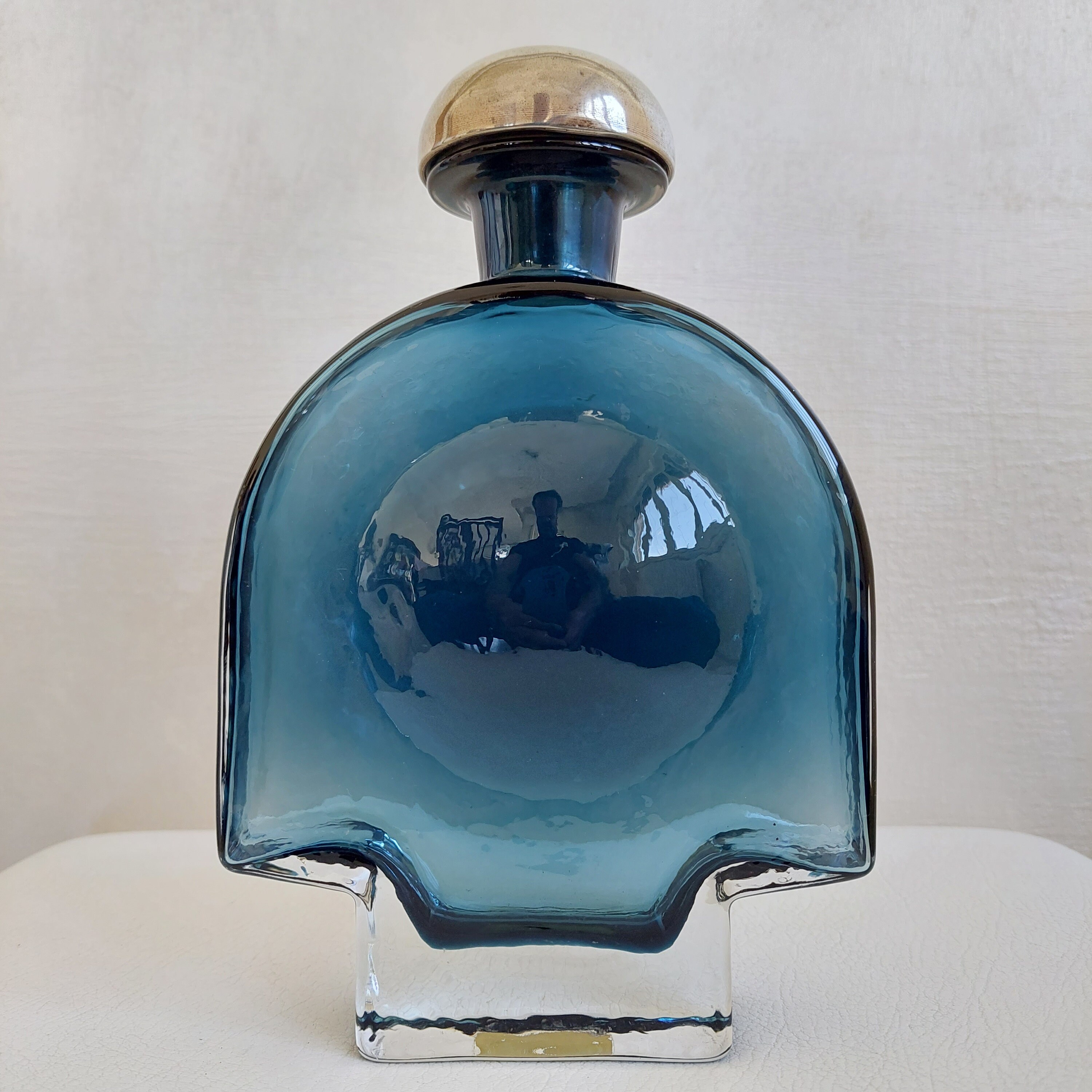 Helena Tynell アート ガラス デカンタ: フィンランドのミッド