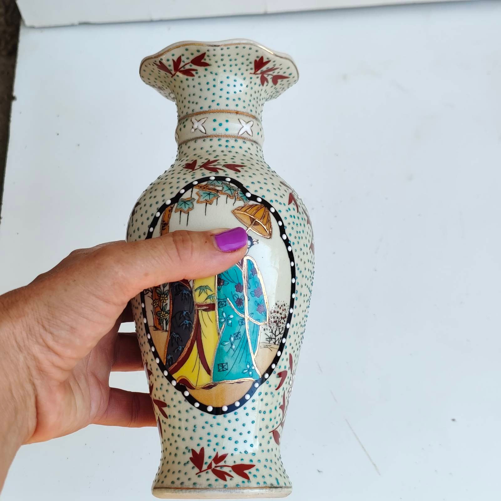 1950 年代のヴィンテージ中国製小型陶器花瓶 - Etsy 日本