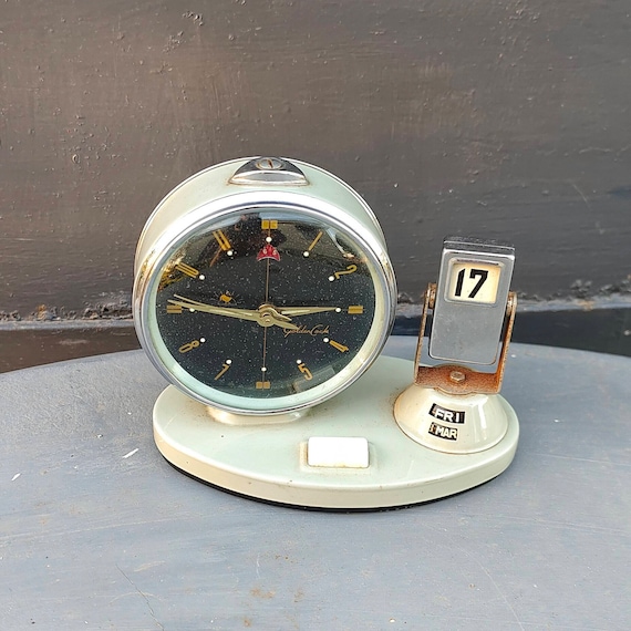 Boite à Cigarette Horloge Mécanique - Année 1960