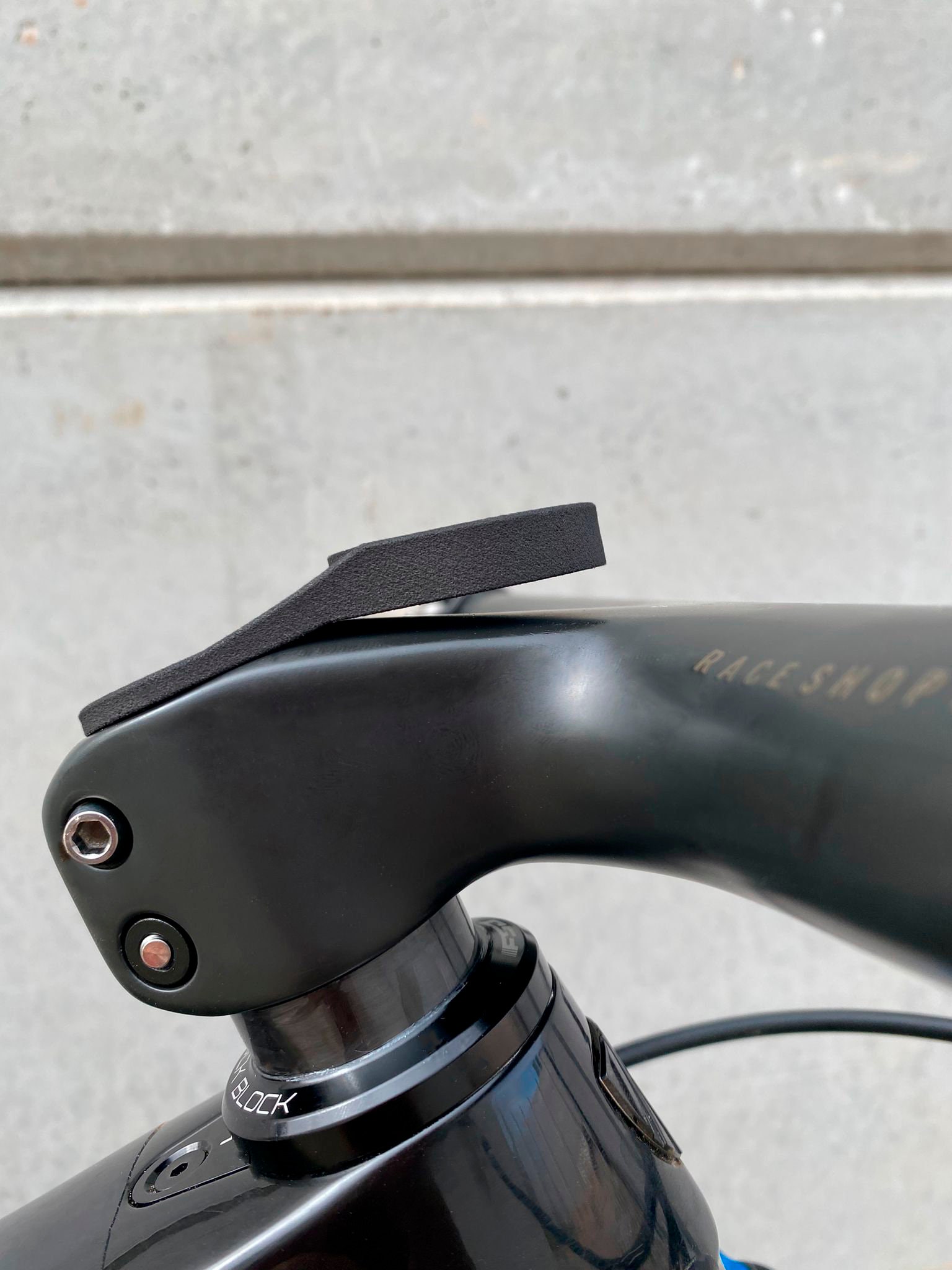 Motorcycle Yoke Cap 40 GPS Mount for Garmin Oregon (sku 34613)