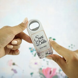 Apribottiglie Magnetico Personalizzato Matrimoni, Bomboniere Uniche Invitati, Regalo Perfetto Stock Matrimoni, Omaggi Celebrazioni Nuziali
