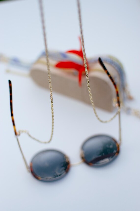 Golden Eyeglass Chain – Handmade Glasses Necklace  display picture 2