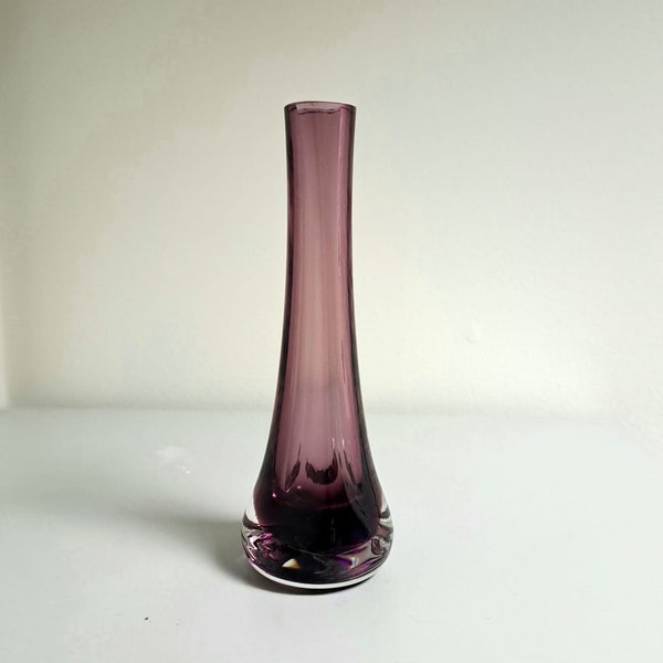 1960s Whitefriars Geoffrey Baxter Glass Posey Vase Aubergine