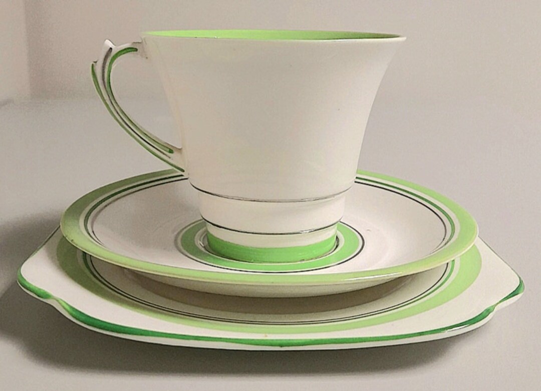 1930s Reid & Co Roslyn Fine Bone China Trio Cup Saucer Side Plate Art