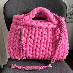 Strickanleitung/Video für Chanky Yarn Bag „Bibi“. Video Workshop für Stricktasche mit Armstrickwolle. Dies ist eine digitale Datei.