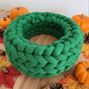 編みリース／装飾リース／アドベントリース／イースターリースの編み図。デジタルファイル。オールシーズン対応。