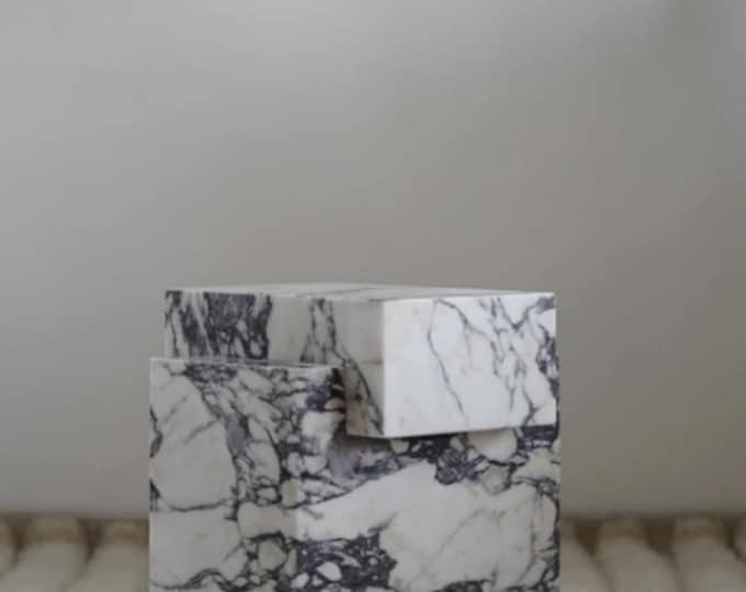 Handmade Calacatta Marble Side Table: Modern Coffee Table