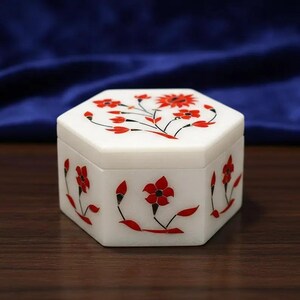 Handcrafted Marble Jewelry Box with Red Floral Inlay – Hexagon Trinket Box