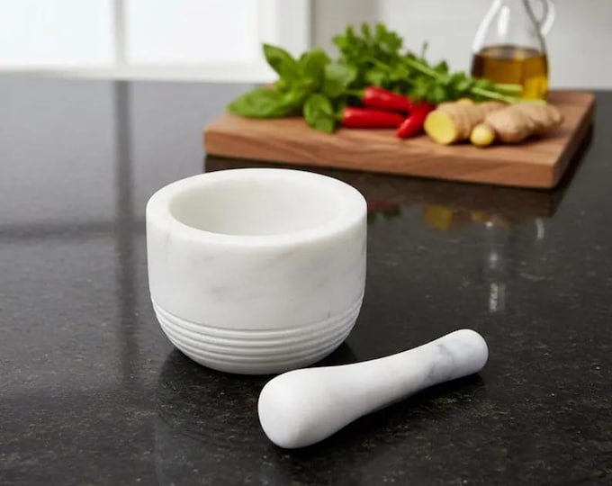 White Marble Mortar and Pestle Set – Modern Ribbed Base Spice Grinder