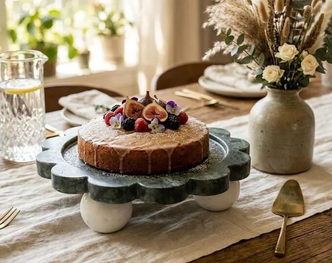 Scalloped Green Marble Cake Stand - Luxury Tableware Gift
