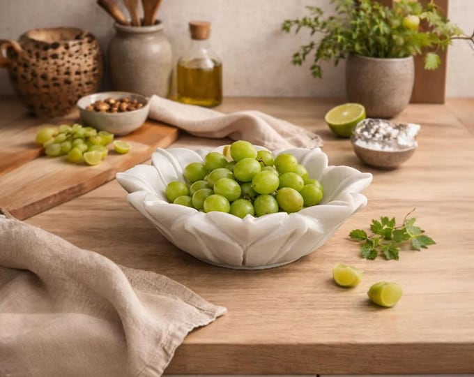 Hand-carved White Marble Scallop Bowl – Modern Decorative Stone Bowl