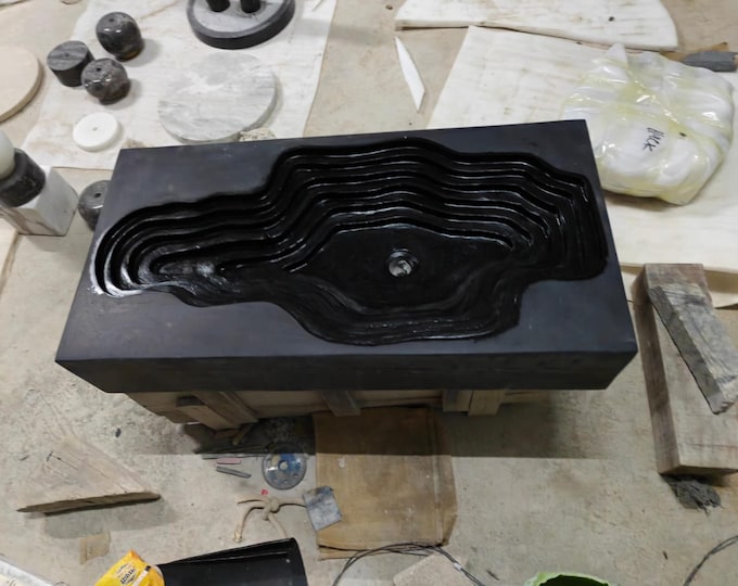 Modern Black Layered Marble Sink – Minimalist Art Basin with Elegant Carved Design