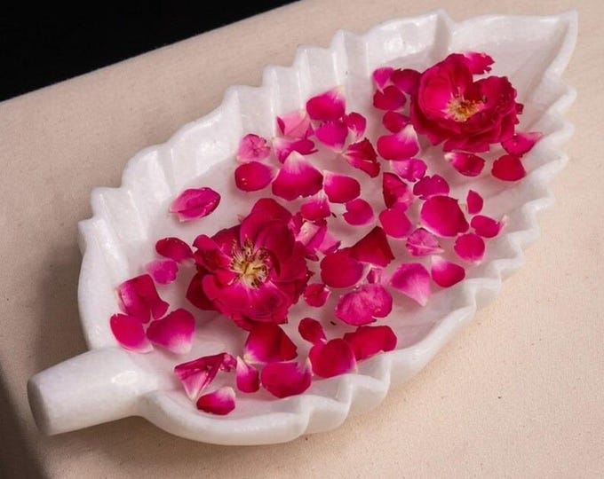 White Marble Leaf Urli Bowl | Luxury Table Decor