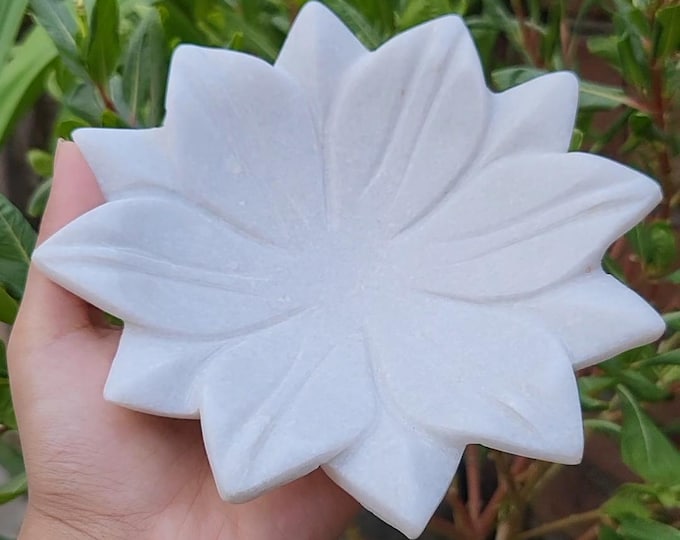 Handcrafted White Marble Lotus Shaped Decorative Tray