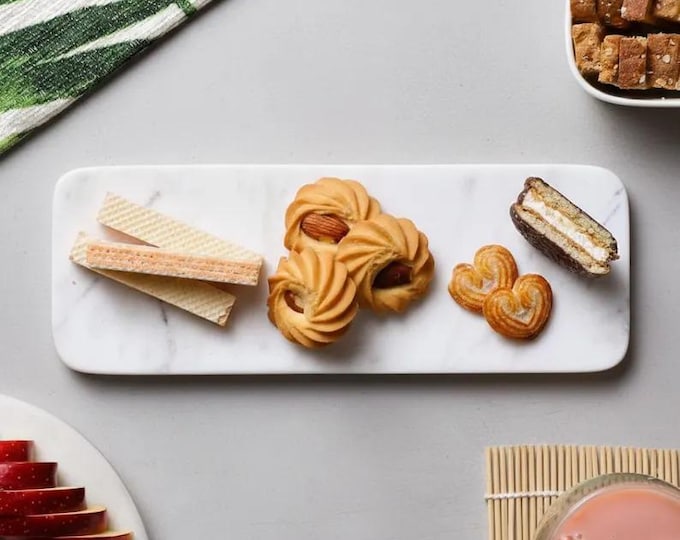 White Marble Dessert Tray – Modern Rectangular Serving Platter