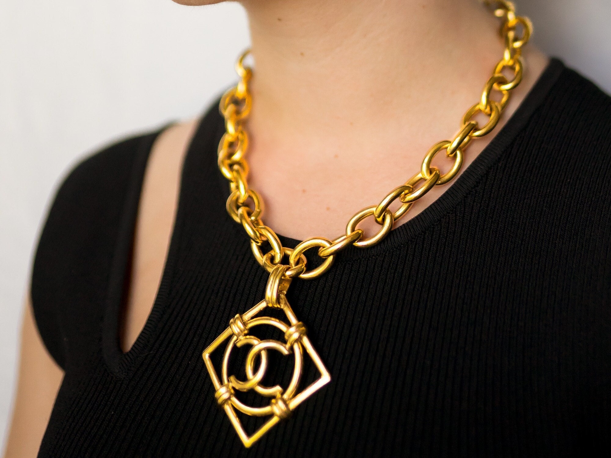 Chanel P21 Forever Cc Necklace LGHW Womens Fashion Jewelry Organisers Necklaces on Carousell #60 Chanel P21 Forever Cc Necklace LGHW Womens Fashion Jewelry Organisers Necklaces on Carousell