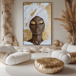 K&ouml;nnte beinhalten: Ein Gem&auml;lde einer Frau mit einem wei&szlig;en Kopftuch und goldenem Make-up. Der Hintergrund ist ein strukturiertes Gold und Wei&szlig;.