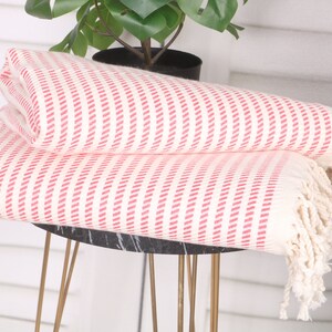 Toalla de baño, regalo personalizado para él, toalla de algodón bermellón de 40 x 71 pulgadas, regalos personalizados, regalos para él, linda toalla de playa, imagen 3