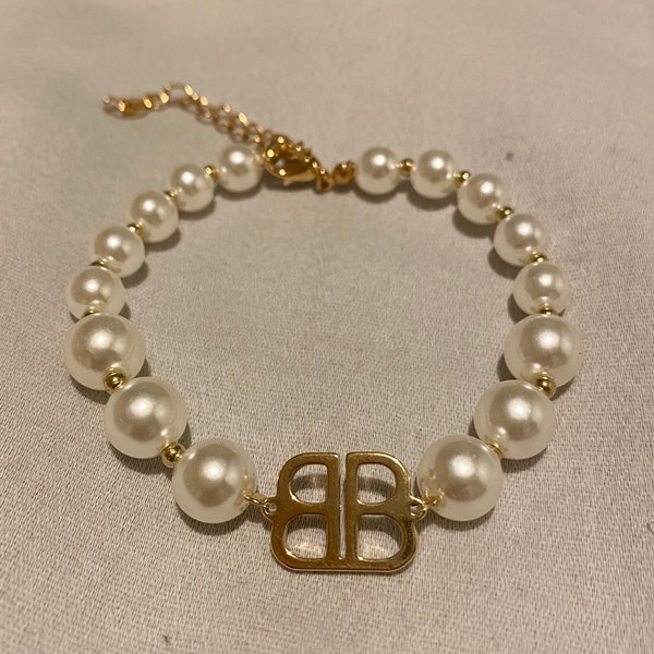 Lady letter BB (Baby) pearl bracelet, wedding gift, gift for her