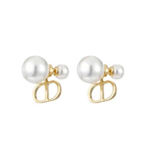 women pearl stud earrings, gift for her, vintage cold colour