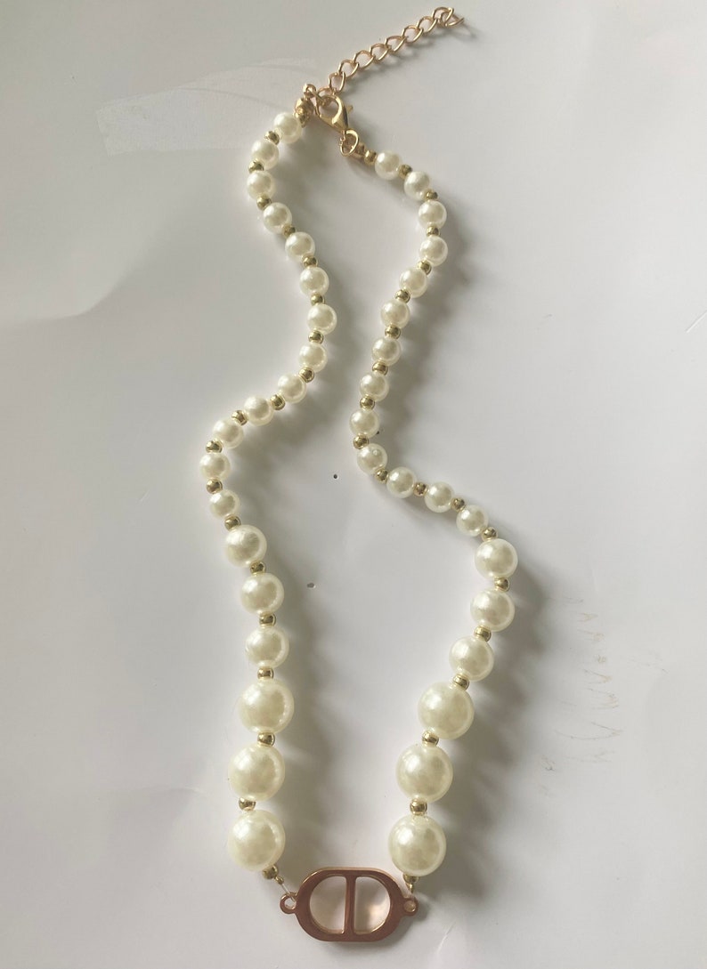 lady/men pearl necklace choker image 2