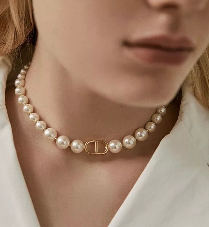 lady/men pearl necklace choker image 1