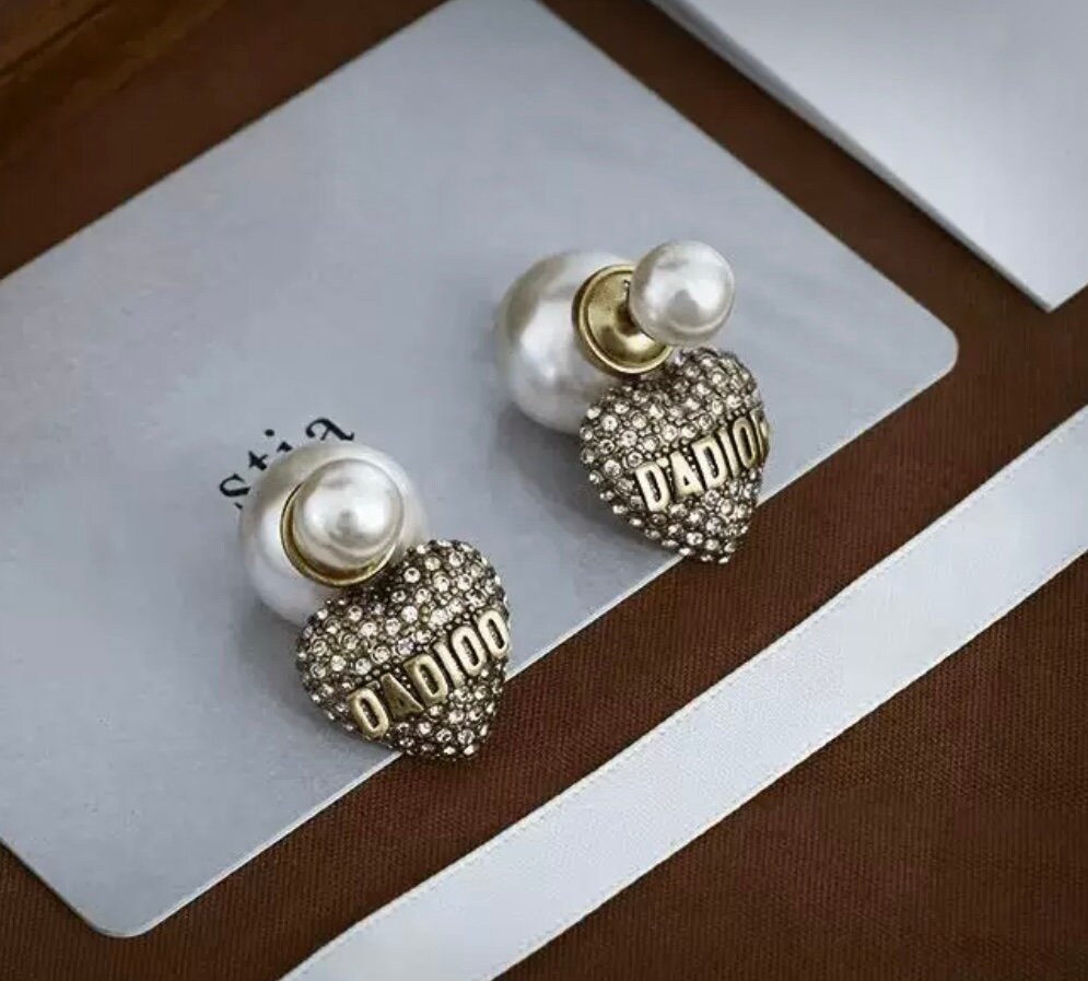 CHANEL CC Crystal Stud Earrings