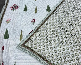Handgjort randig blommigt täcke | Traditionellt indiskt Kantha-överkast | Mjuk sommarfilt | Unik inflyttningspresent
