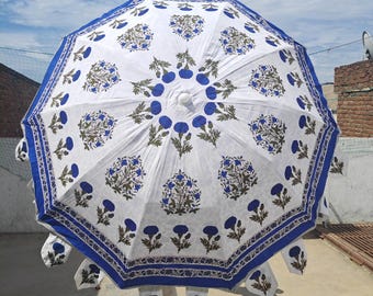 Handtryckt trädgårdsparasoll | Rajasthani blommigt uteplatsparasoll (72" ​​diameter)