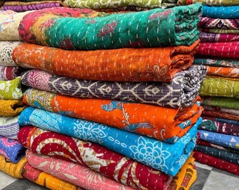 Handgjord vintage Sari Kantha-täcke – 100 % bomull, handsydd, blandade mönster (55 x 85 tum)