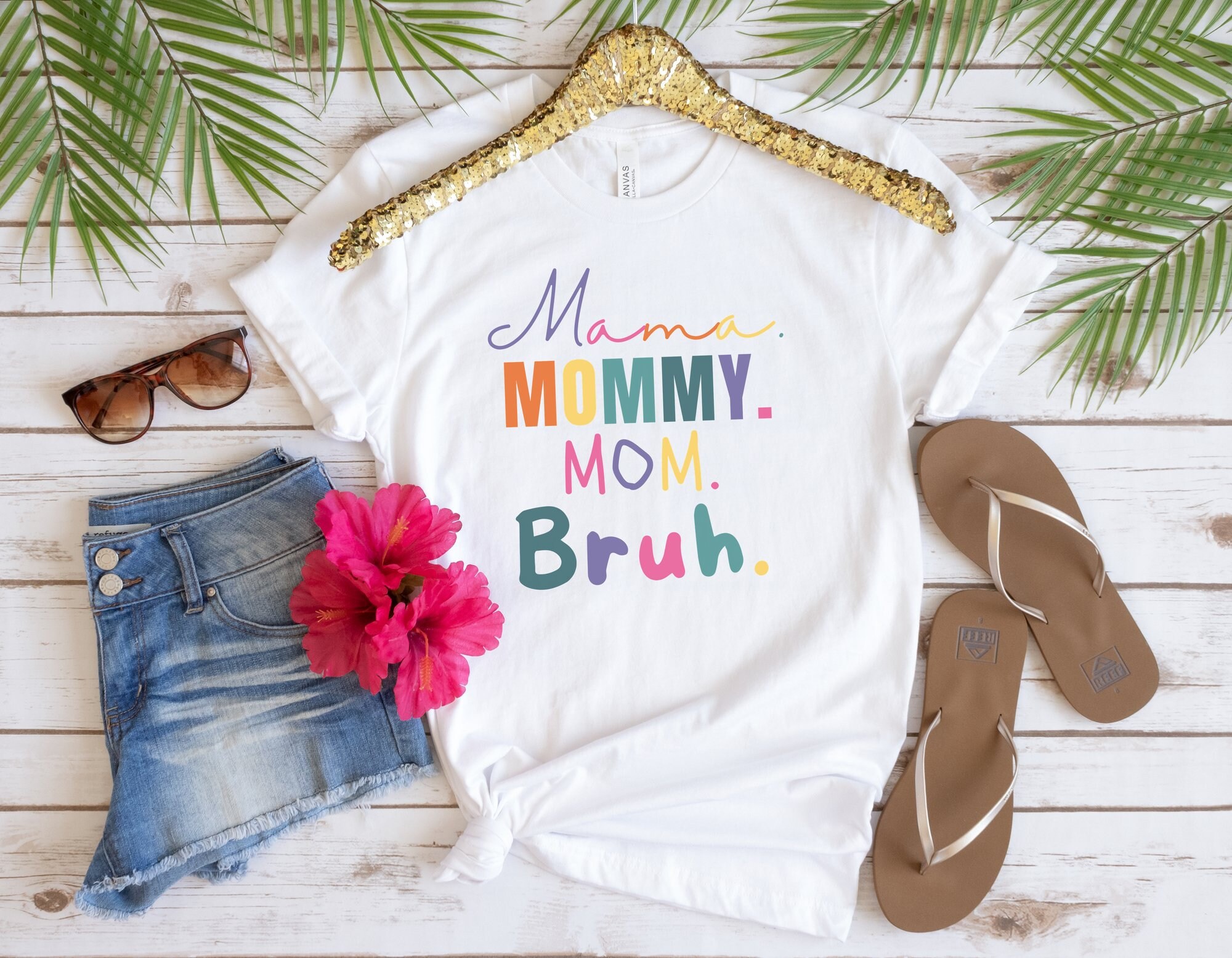"The Cool Mama" Sarcastic Mom T-Shirt - Funny Mother's Day Birthday Gift Top, 95% Cotton 5% Spandex, Grey