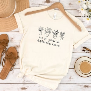 Wir wachsen alle zu unterschiedlichen Raten Lehrer Shirt Sonderpädagogik Kindergarten Elementare T-Shirts Shirt Geschenk für Lehrer