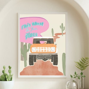 Impresión de Bronco amarillo / Lindo / Camión ilustrado, Letrero de neón, Desierto, Camión, Obra de arte, Dibujo, Pared de galería, Impresión giclée física en papel