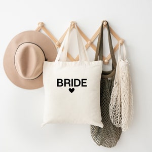 Bride Tote Bag, Bride Bag, Canvas Tote Bag, Just Married Bag, Honeymoon Tote Bag, Bridal Gift Bag, Gift for Bride, Bridal Shower Gift