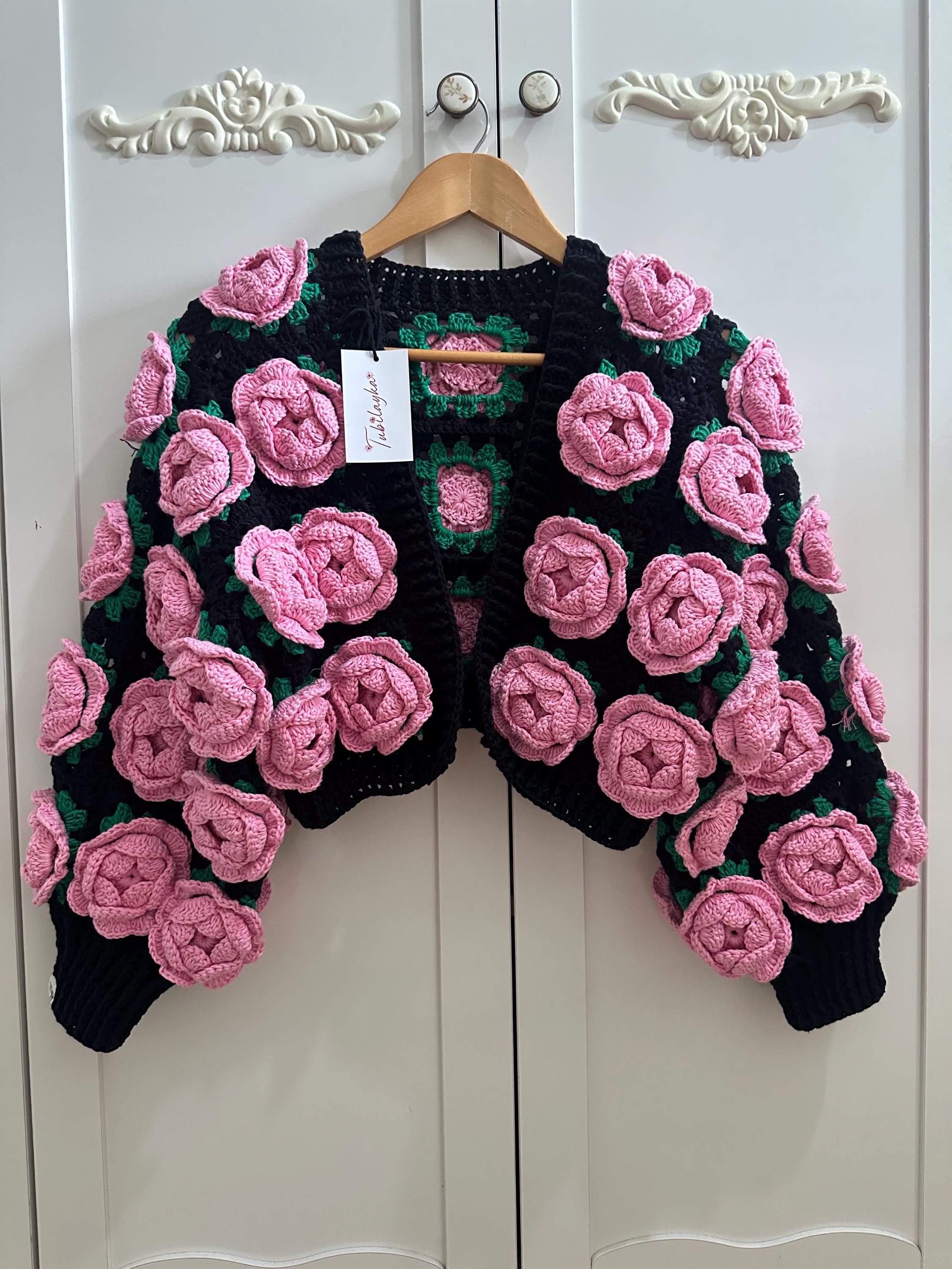 Tubilayka Floral Pattern Cardigan | Handmade Floral Pattern