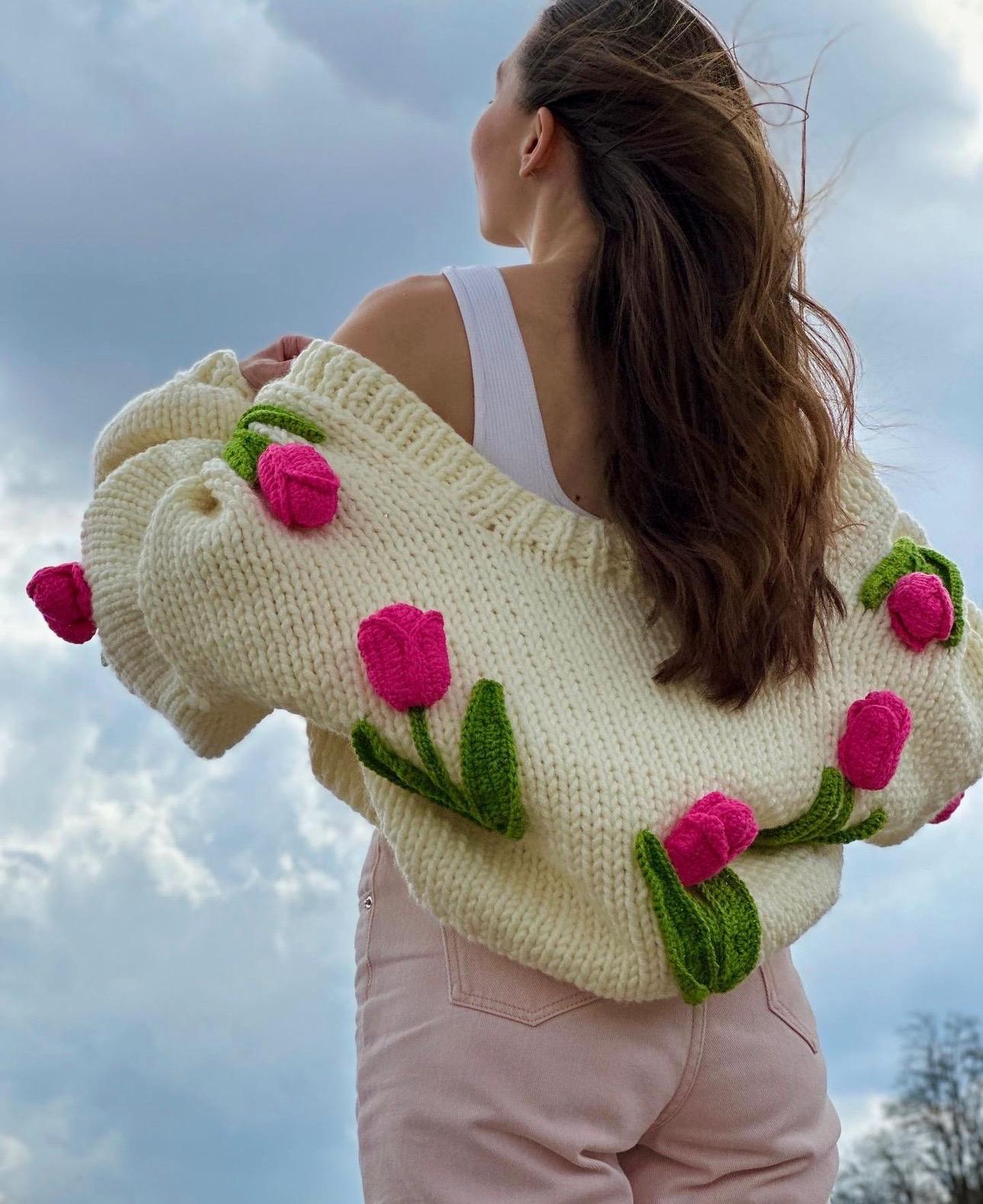 Pink Tulip Retro Cardigan,chunky Cropped Cardigan for Woman, Pink