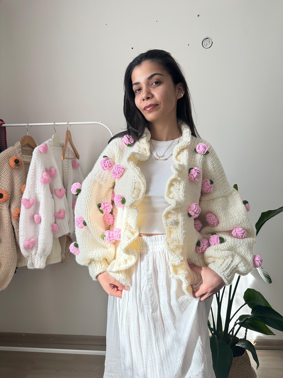 Tubilayka Pink Rose Cardigan | Handmade Floral Knit Sweater