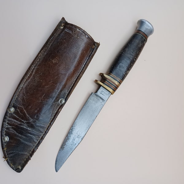 Vintage Milbro Kampa hunting/Fishing or scouting tool  Sheffield made boy scout with sheath.