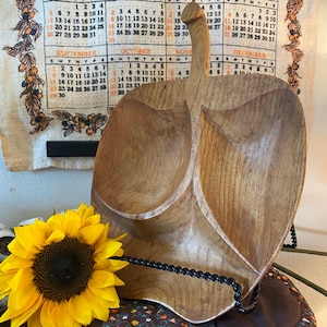 Handmade Wood Apple Plate | Rustic Fruit Platter | Farmhouse Serving Tray | Autumn Charcutterie Board