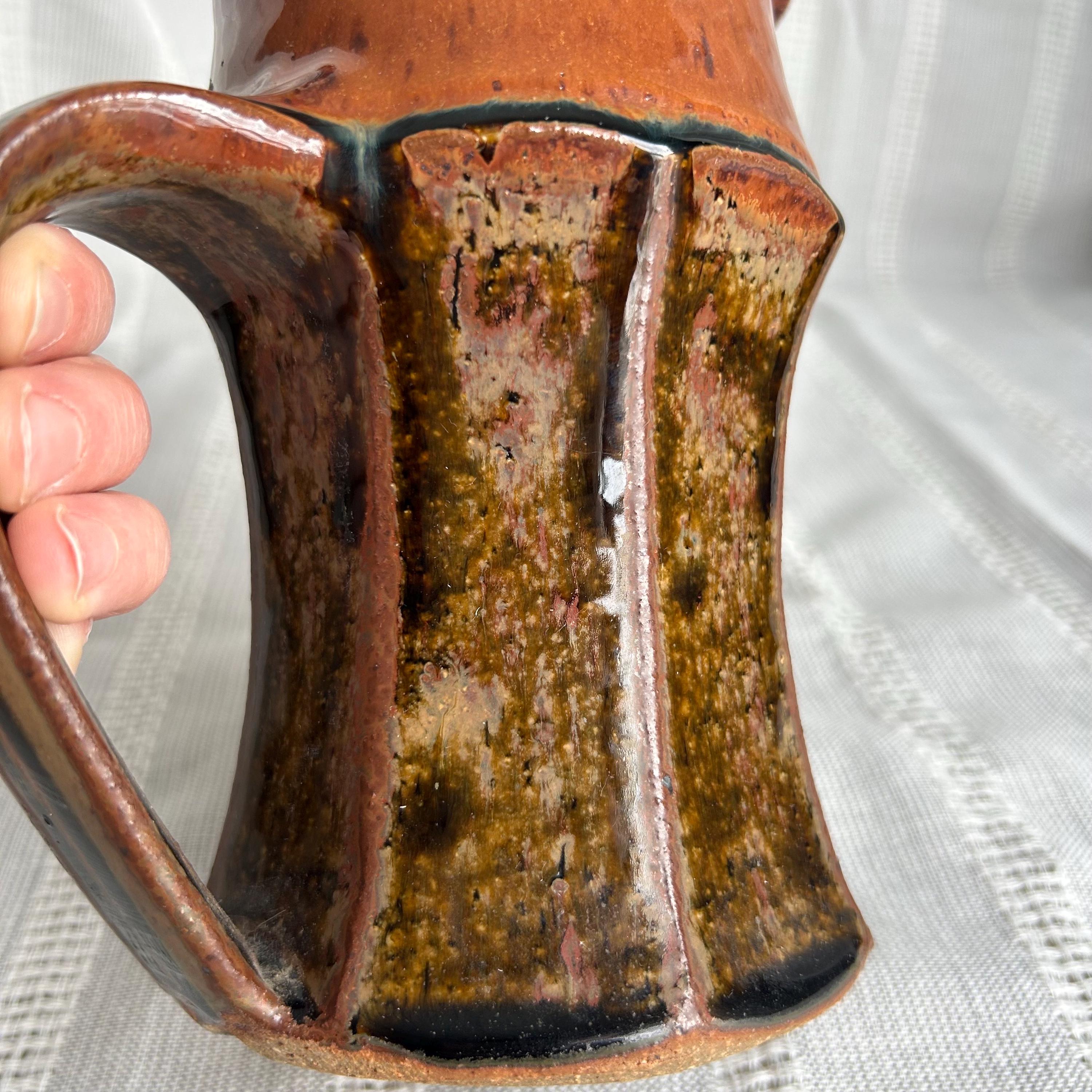 職人による陶器のピッチャー、ヴィンテージスタジオセラミックの錆びた