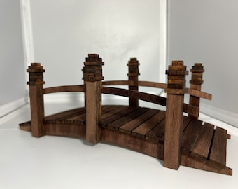 1:12 Garden Pond Bridge Assembled (Basswood)