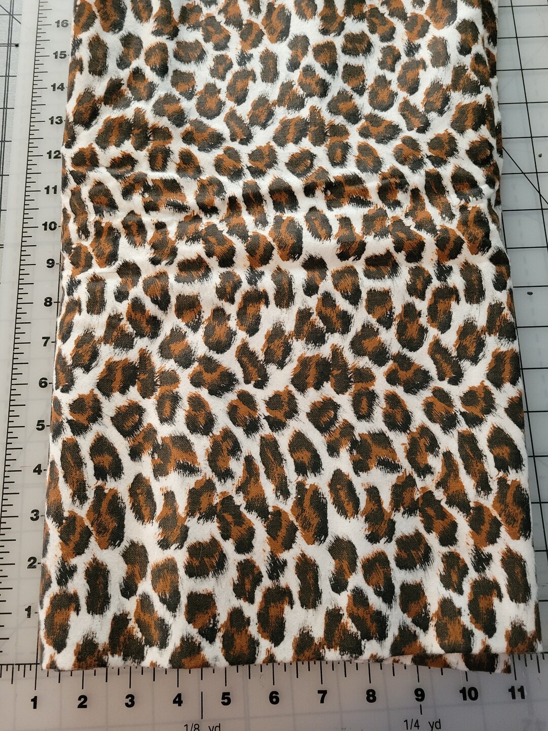 Vintage 1970's Cheetah Print Cotton Fabric - Etsy